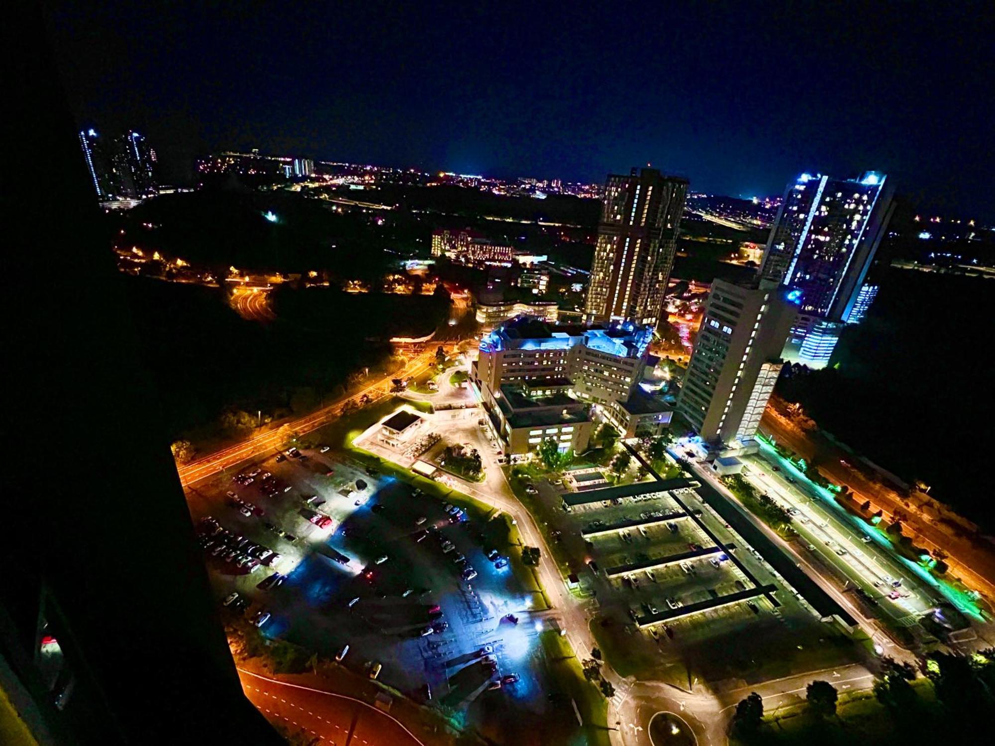 Legoland-Happy Wonder Love Suite-Elysia- Max8Pax-With Garden-Pool View Nusajaya  Exterior photo